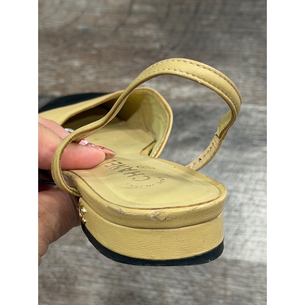 Chanel Beige Leather Black Cap Toe Slingback Flats CC Logo Made in Italy - Picture 11 of 13